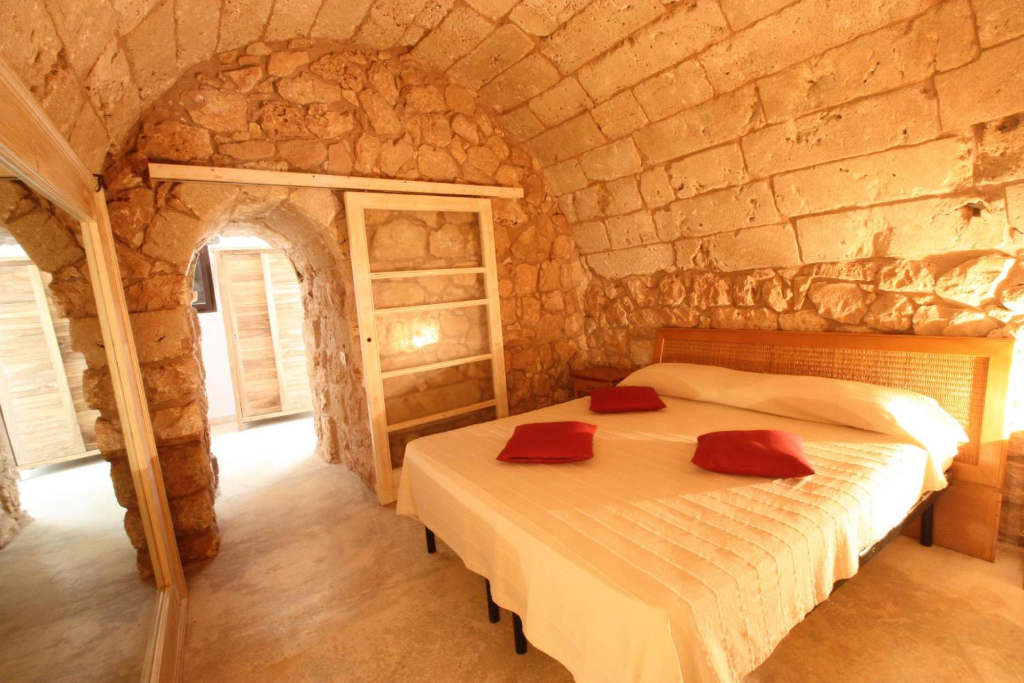Апартаменты Trullo Macchie Марина-ди-Манкаверса Экстерьер фото